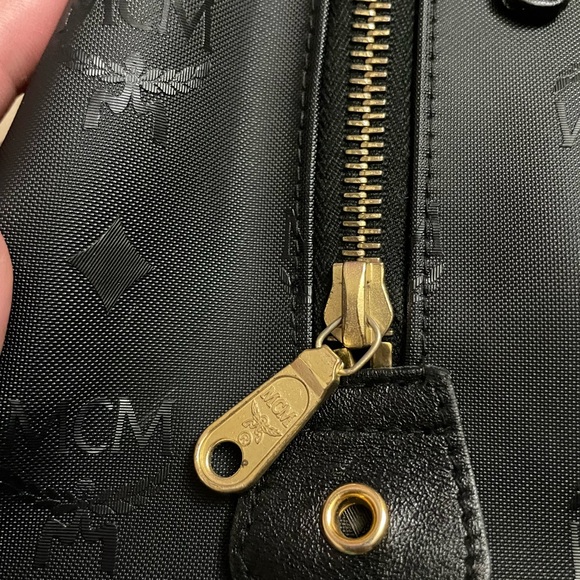 MCM BOSTON BAG VISETOS PVC LEATHER - Picture 9 of 15